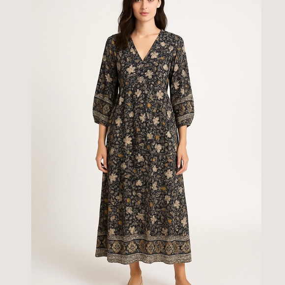 lovestitch Dresses & Skirts - Lovestitch Boho Floral Dress in Black, White, and Tan